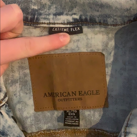 NWOT American Eagle Jean Jacket - Picture 3 of 4